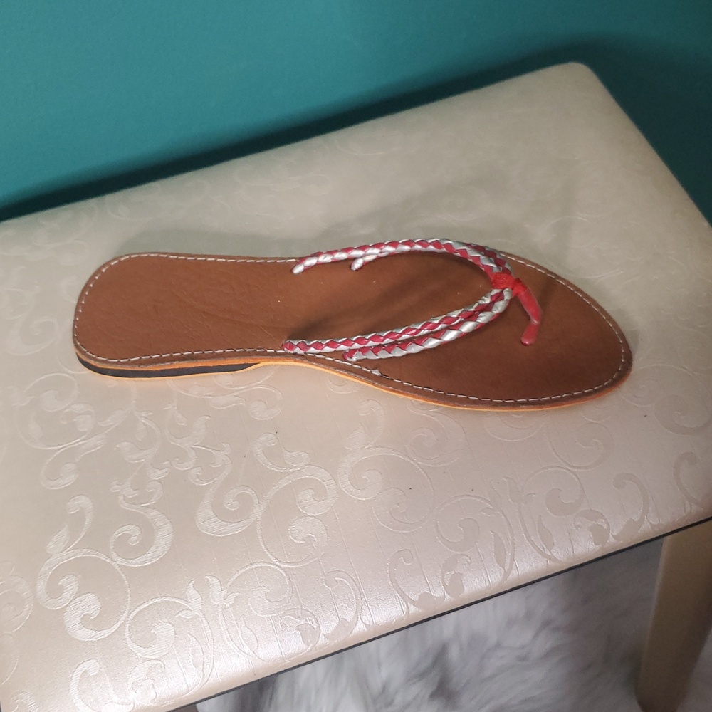 Hand Made In Haiti - Picture 4 of 8